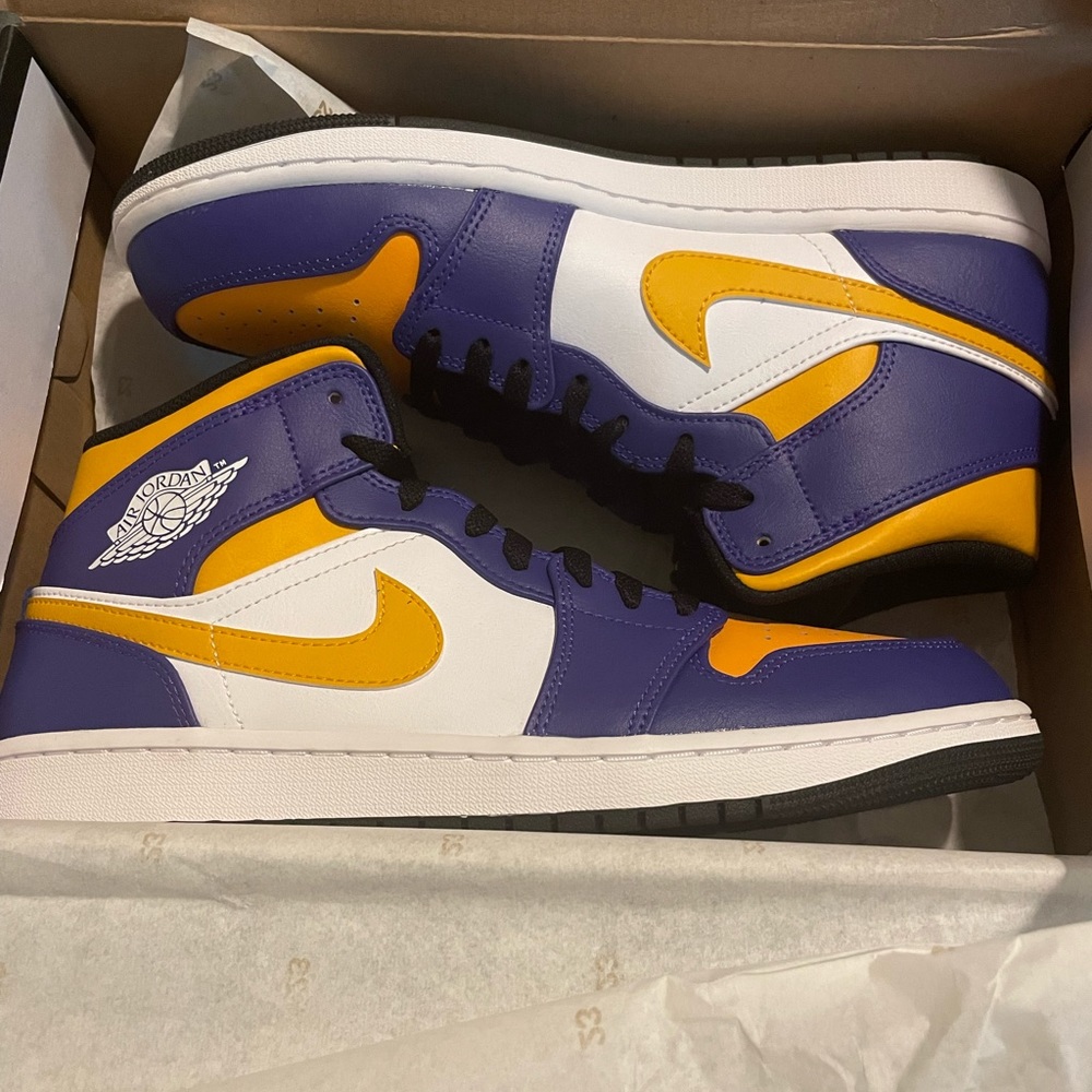 Purple & yellow Jordan